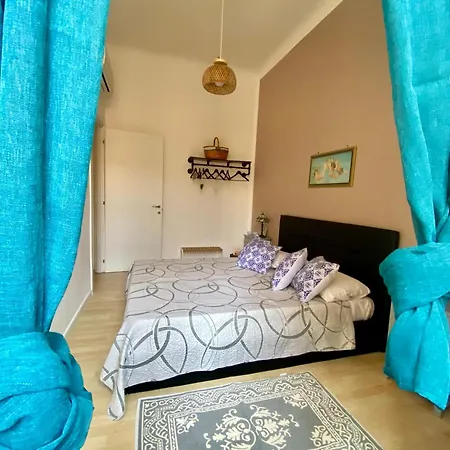 Appartement Center House 272 *
